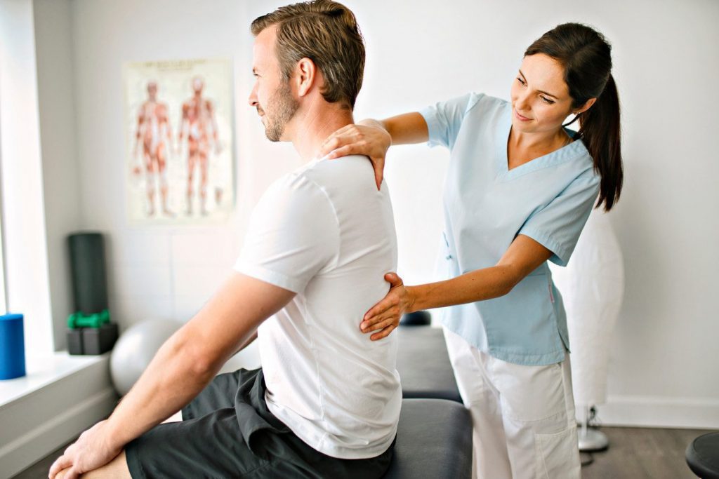 Do chiropractors effectively treat back pain