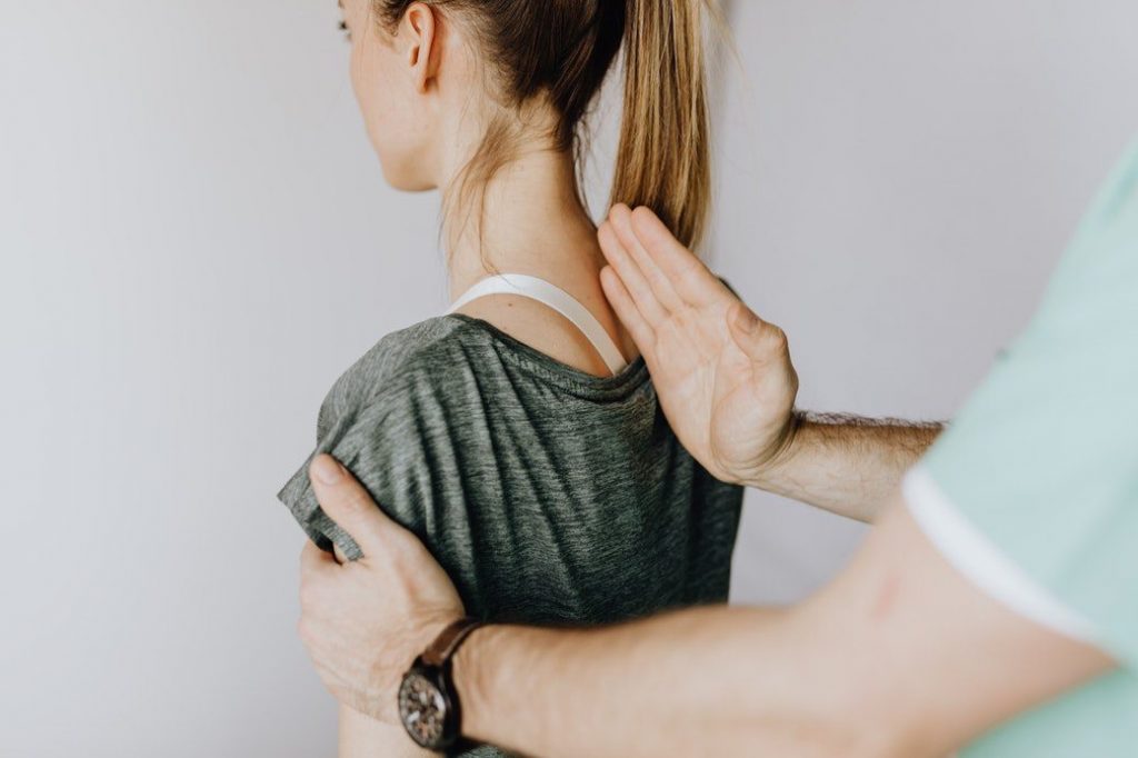 Can a Chiropractor Help Dowager's Hump?
